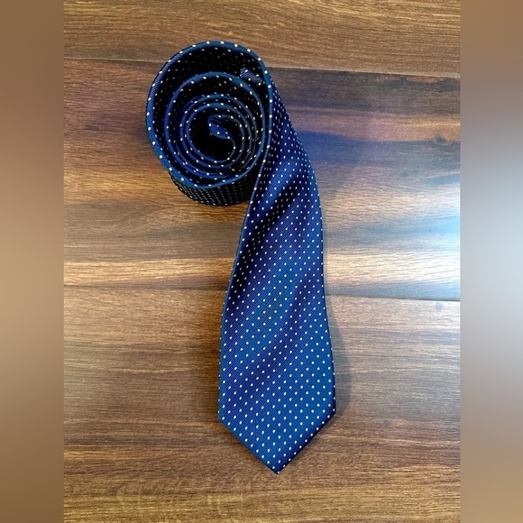 NAUTICA Navy Blue Necktie - Picture 1 of 7